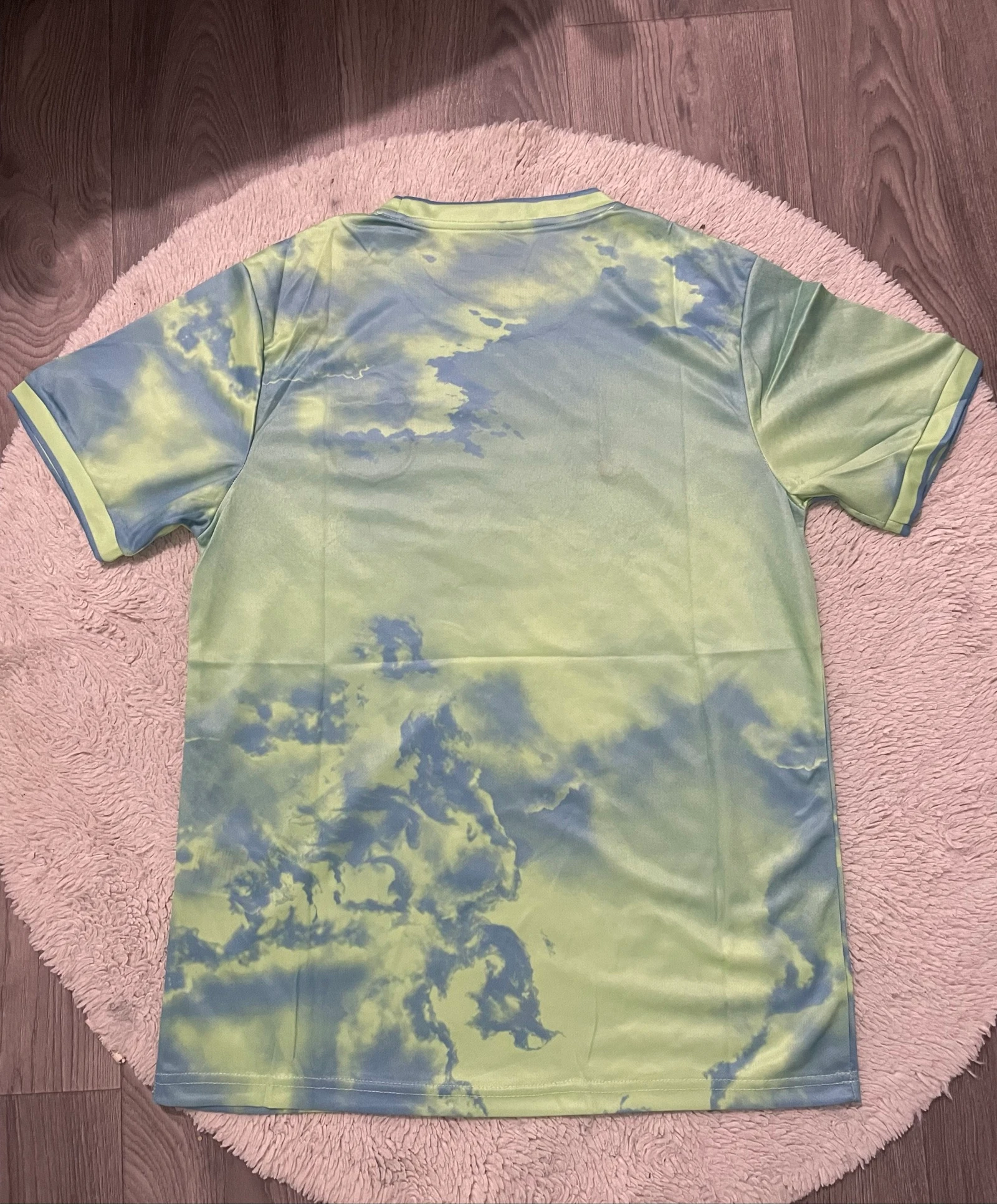 voetbalshirt voetbal barcelona lichtgroen munt wolken maat M nike spotify – photo 3
